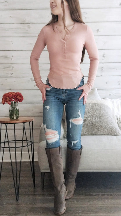 Daydreamer Waffle Henley in Blush